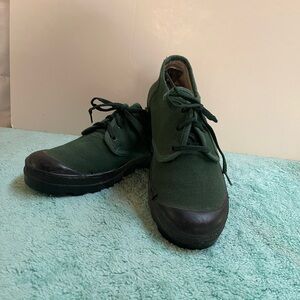 Sabra Negev Canvas Sneaker Unisex shoes size 42 EU Men’s 9 Women’s 11.5